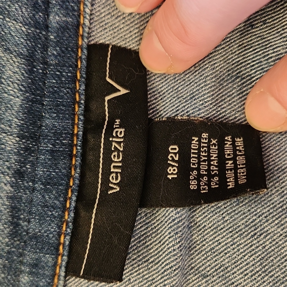 Venezia Embellished Jean Jacket - Picture 6 of 6